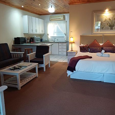 Culdesac Guesthouse Oudtshoorn Ngoại thất bức ảnh