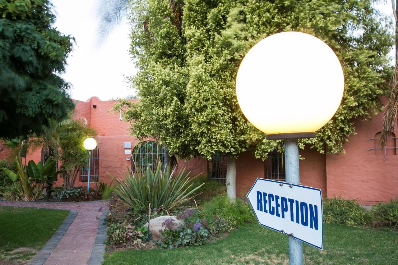 Culdesac Guesthouse Oudtshoorn Ngoại thất bức ảnh